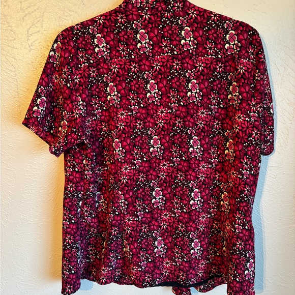 Blouse - Picture 2 of 3